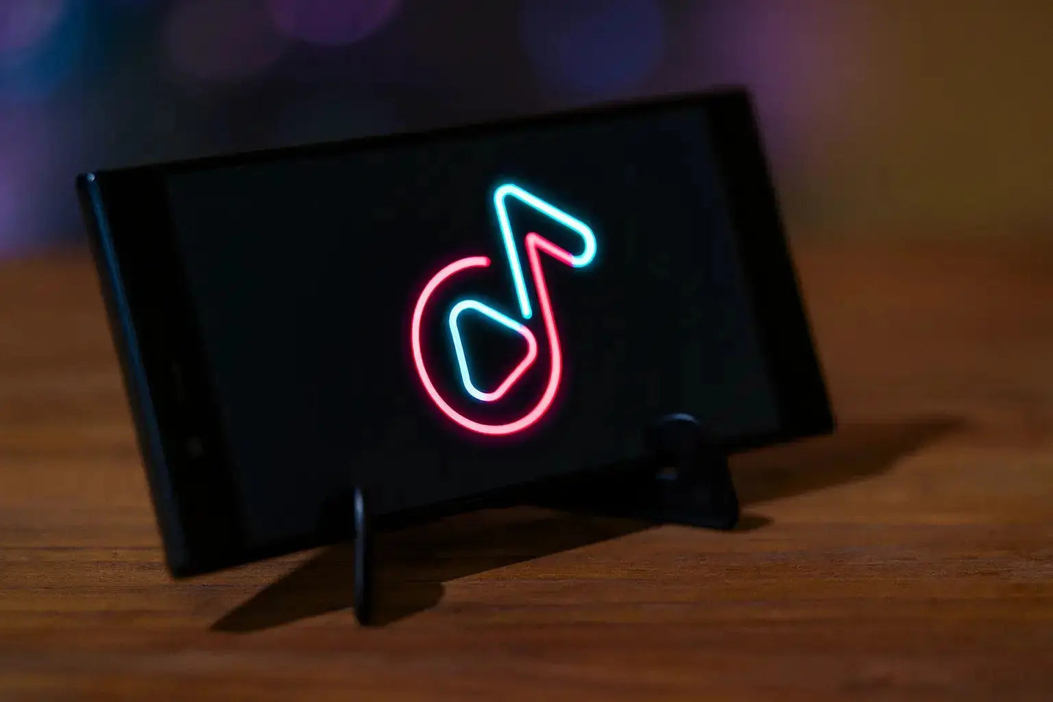 Como Utilizar o TikTok para Ajudar a Sua Marca a Alcançar Novos Públicos